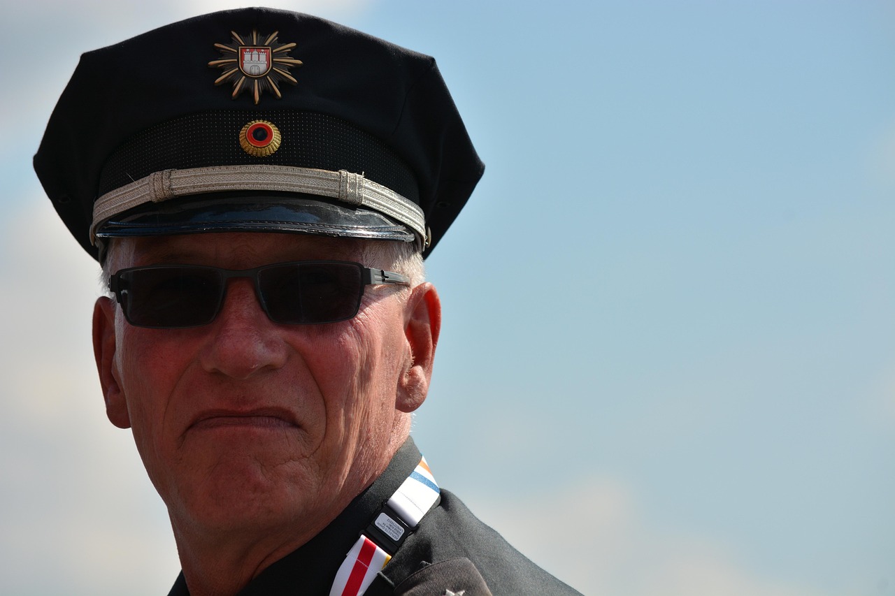 优酷移动实名账号:tt游戏充值平台代理