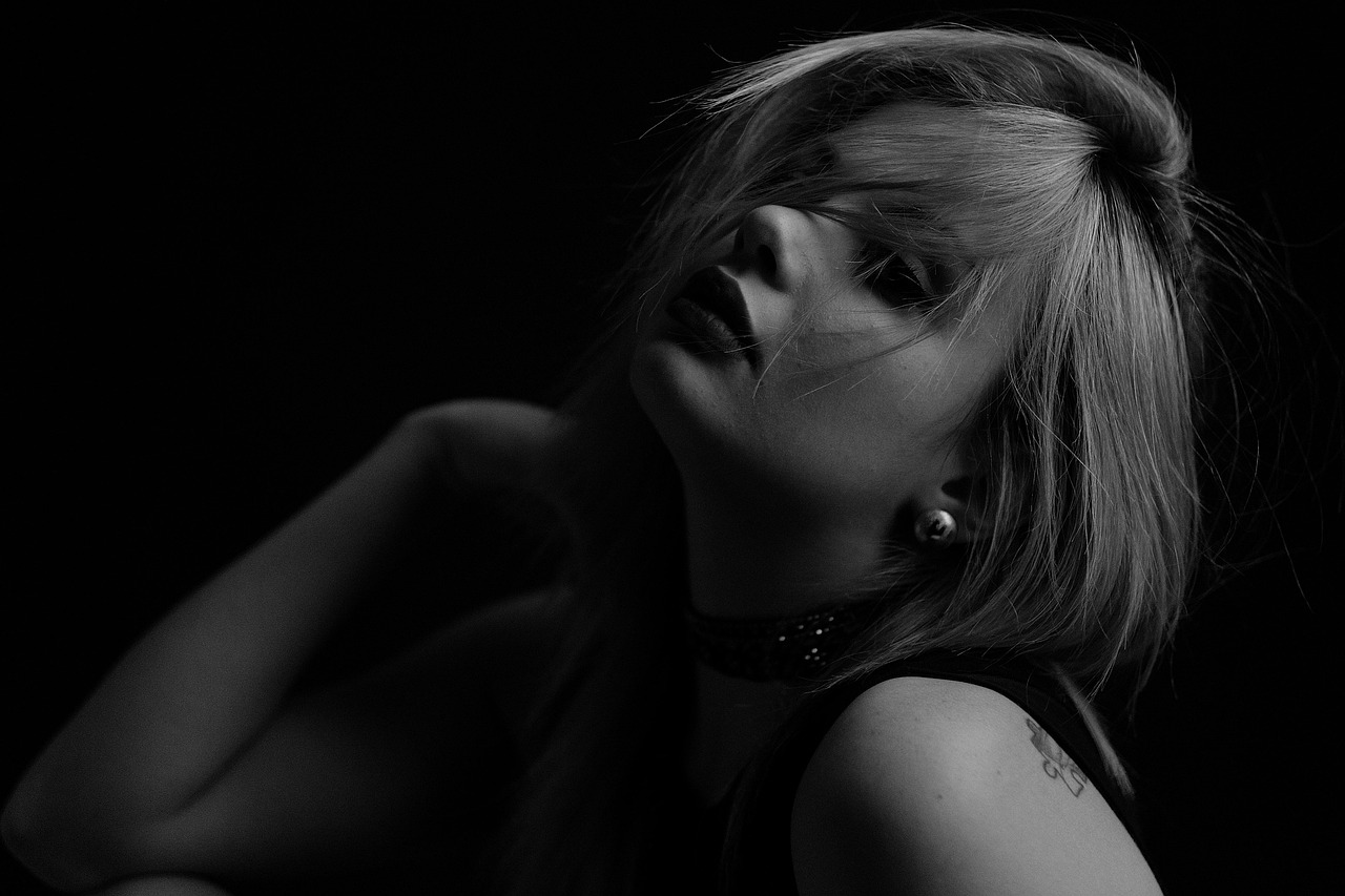 vx账号买卖:冯站长之家详情下载教程app